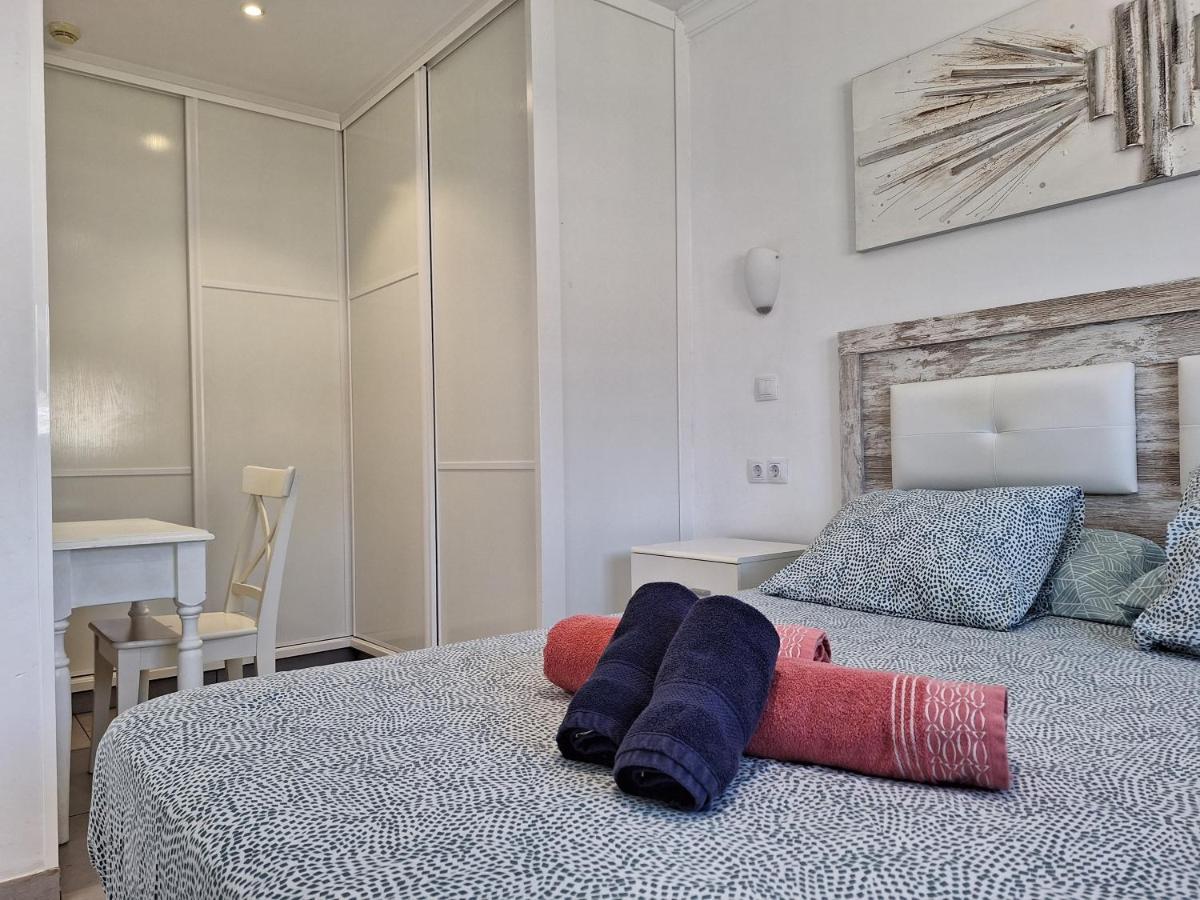 Solaris - Refurbished, Top Floor, Sea Views เปอร์โตริโก ภายนอก รูปภาพ